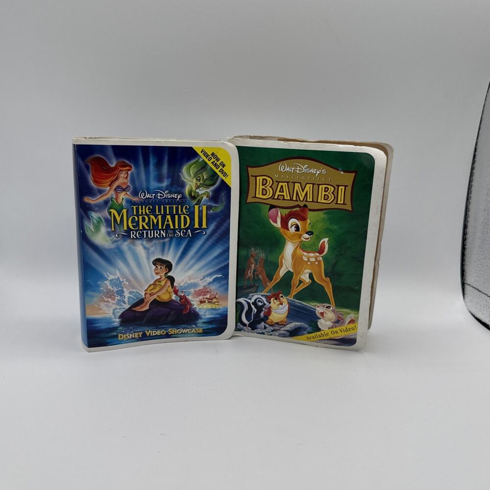1996 McDonald's Disney Masterpiece Collection Bambi VHS Box Toy Figurine